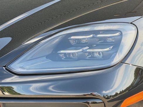 New 2026 Porsche Cayenne Coupe AWD/4WD image 26