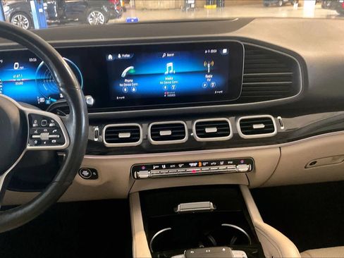 Used 2020 Mercedes-Benz GLE 350 4MATIC image 6