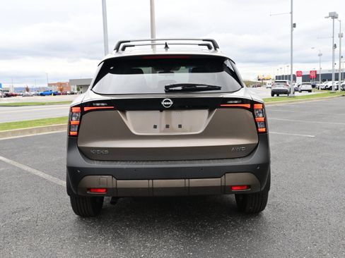 New 2026 Nissan Kicks SV w/ SV Premium Package image 7