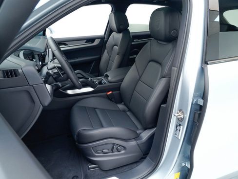 New 2026 Porsche Cayenne image 5