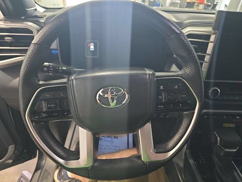 Used 2024 Toyota Sequoia Platinum AWD/4WD image 16