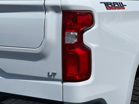 Used 2024 Chevrolet Silverado 1500 LT Trail Boss w/ LT Trail Boss Premium Package image 33