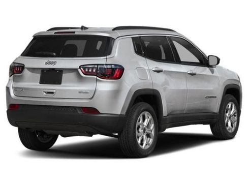 Used 2025 Jeep Compass Limited AWD/4WD image 5