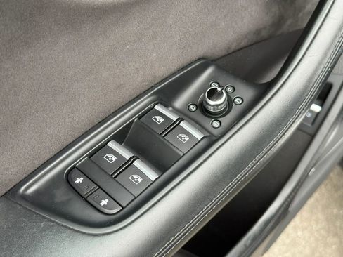 Used 2018 Audi Q7 3.0T Prestige w/ Prestige Package image 22