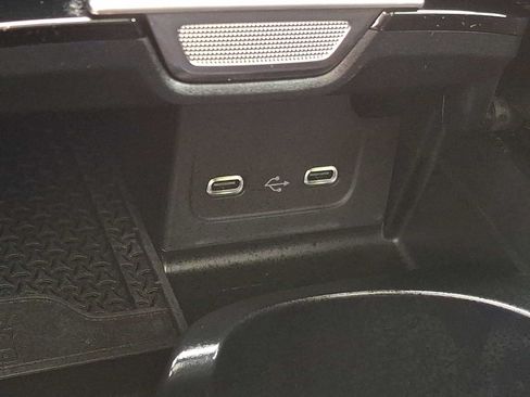 Used 2026 Mercedes-Benz C 300 4MATIC Sedan image 21