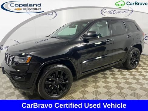 Used 2020 Jeep Grand Cherokee Altitude AWD/4WD image 1