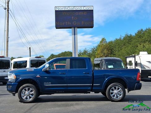 Used 2024 RAM 2500 Limited image 2