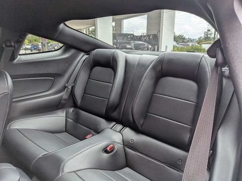 Used 2017 Ford Mustang GT Premium RWD image 13