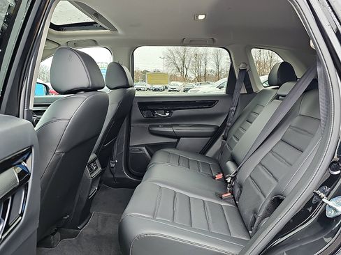 Used 2024 Honda CR-V EX-L image 10