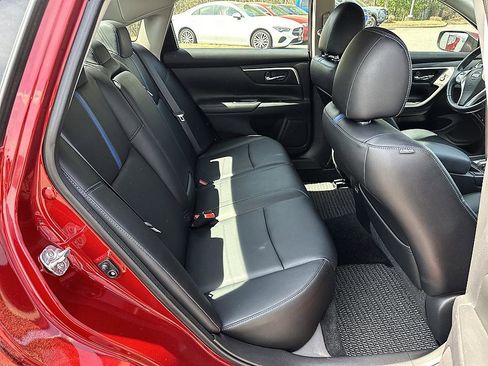 Used 2018 Nissan Altima 2.5 SR w/ SR Special Edition image 21