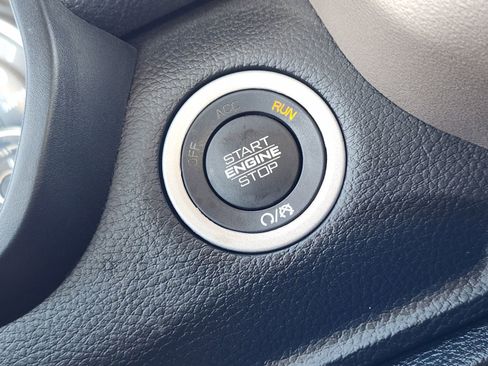 Used 2022 RAM 1500 Laramie image 23