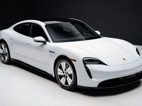 Used 2023 Porsche Taycan w/ Premium Package image 37