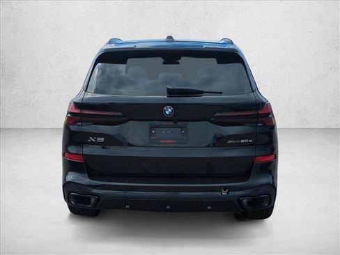 New 2026 BMW X5 xDrive50e w/ M Sport Package AWD/4WD image 8