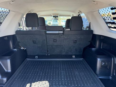 Used 2018 Toyota 4Runner TRD Off-Road image 15