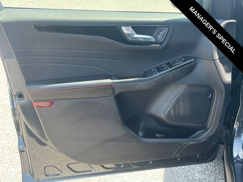 Used 2022 Ford Escape SEL w/ SEL Stealth AWD Package image 12