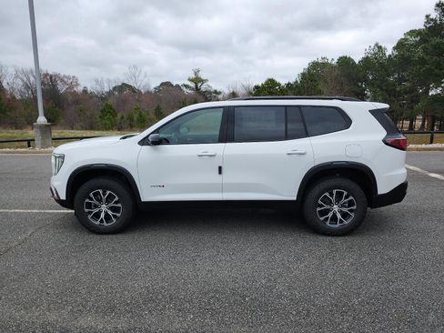 New 2026 GMC Acadia AT4 w/ Luxury Package image 2