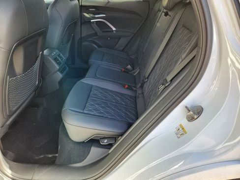 New 2025 Audi SQ5 Prestige image 27