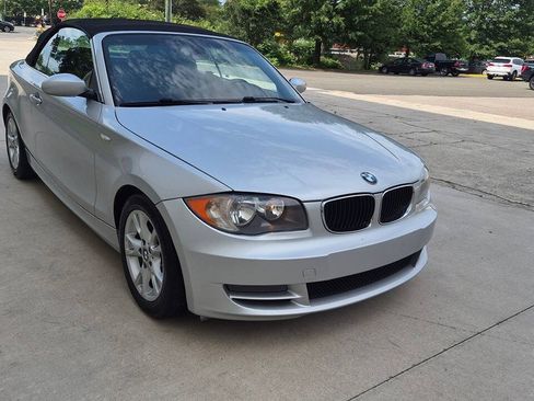 Used 2008 BMW 128i Convertible RWD image 9