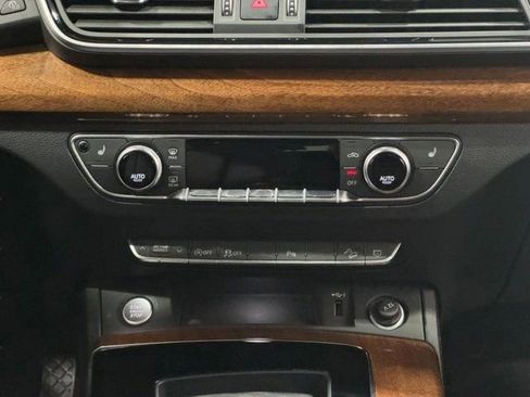 Used 2023 Audi Q5 Premium Plus AWD/4WD image 25