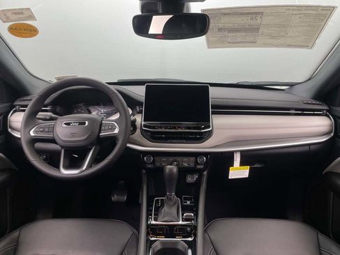 New 2026 Jeep Compass Limited image 22