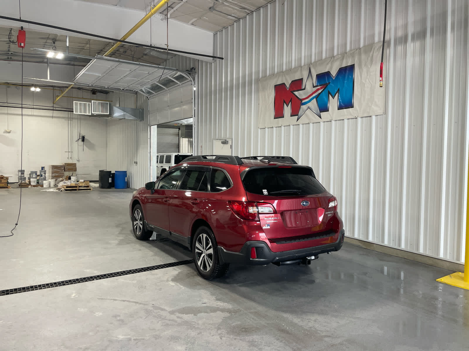Used 2019 Subaru Outback 3.6R Limited w/ Popular Package #2 AWD/4WD image 4