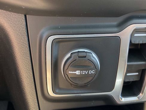 Used 2023 Jeep Wrangler Unlimited Sahara w/ Cold Weather Group AWD/4WD image 32