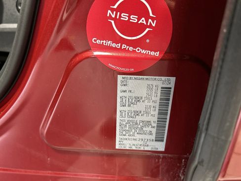 Certified 2024 Nissan Pathfinder SL image 45