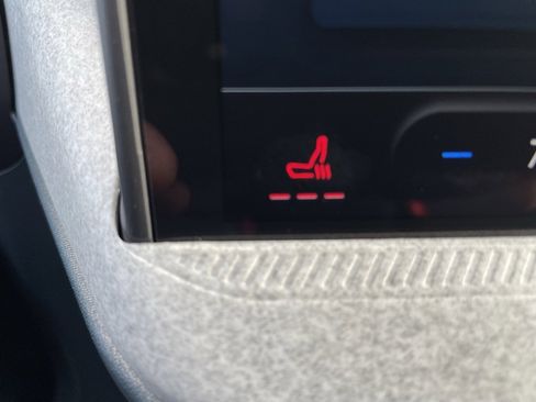 New 2025 Ford Maverick XLT w/ XLT Luxury Package image 10