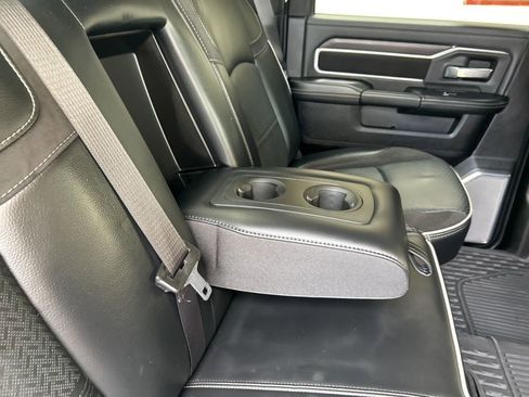 Used 2025 RAM 3500 Laramie image 36