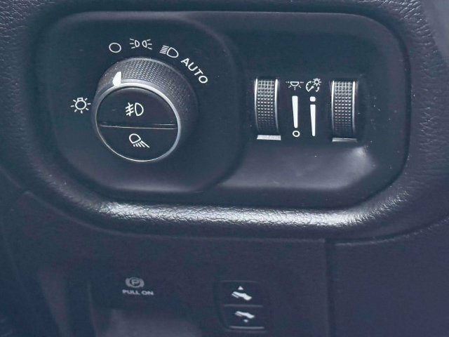 Used 2019 RAM 1500 Big Horn AWD/4WD image 23
