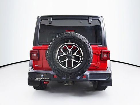 Used 2024 Jeep Wrangler Unlimited Rubicon w/ Safety Group AWD/4WD image 6