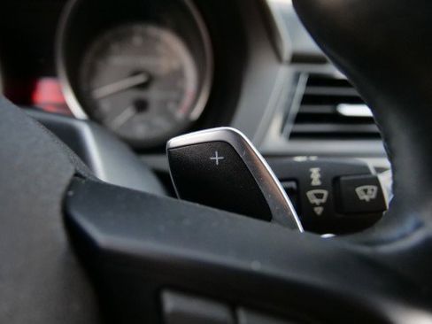 Used 2015 BMW Z4 sDrive35is image 23