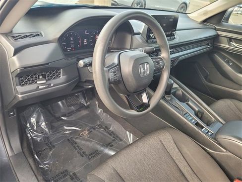 Used 2024 Honda Accord EX image 12