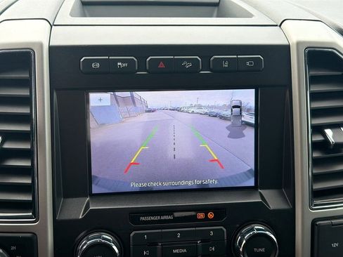 Used 2020 Ford F250 Lariat image 32