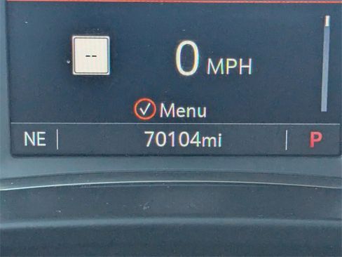 Used 2023 GMC Acadia SLT image 31