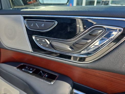 Used 2022 Lincoln Navigator L Reserve AWD/4WD image 20