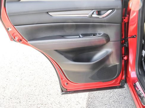 New 2025 MAZDA CX-5 Signature image 34