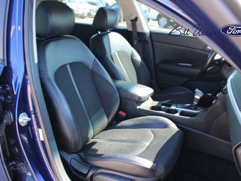 Used 2019 Kia Optima S image 10