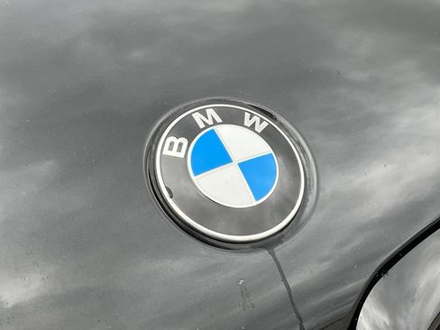 Used 2022 BMW 540i xDrive w/ M Sport Package AWD/4WD image 11