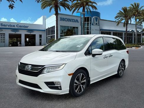 Used 2019 Honda Odyssey Elite image 4
