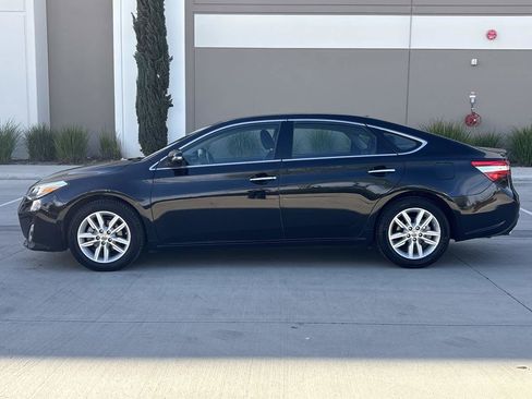 Used 2015 Toyota Avalon XLE image 6