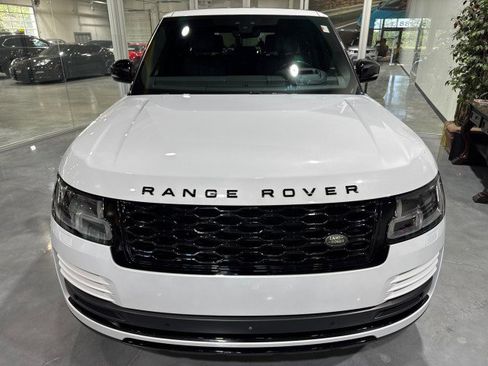 Used 2018 Land Rover Range Rover HSE image 2