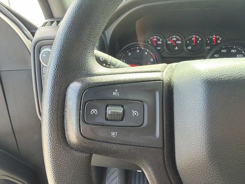 Used 2022 Chevrolet Silverado 2500 Custom w/ Custom Value Package AWD/4WD image 16