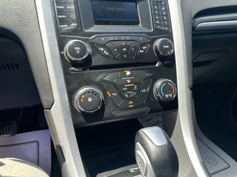 Used 2014 Ford Fusion S FWD image 30