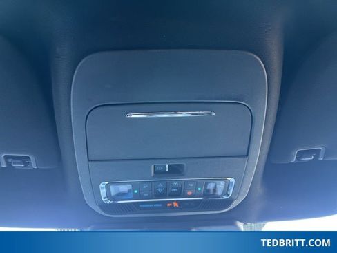 Certified 2022 Ford F150 Lariat w/ Equipment Group 502A High image 42