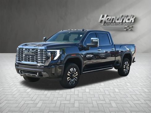 Used 2024 GMC Sierra 2500 Denali Ultimate w/ Max Trailering Package image 7