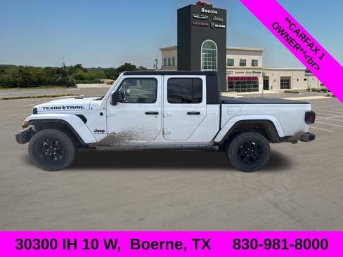 Used 2023 Jeep Gladiator Sport AWD/4WD image 1