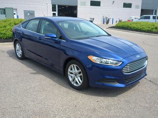 Used 2015 Ford Fusion SE FWD video 2