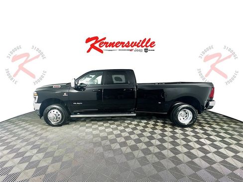 New 2025 RAM 3500 Laramie image 4
