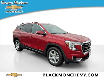 Used 2022 GMC Terrain SLE w/ Driver Convenience Package